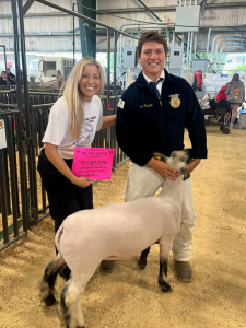 Delta Liquid Energy Buys Lamb from Gavin Renteria with Templeton FFA at California Mid-State Fair