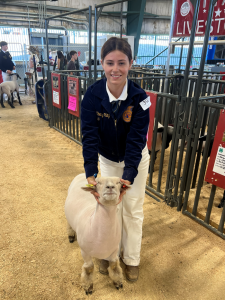 Delta Liquid Energy Buys Lamb from Samantha Daniels with Paso FFA at California Mid-State Fair